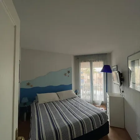 Beautiful Very Close To The Sea Apartment *
